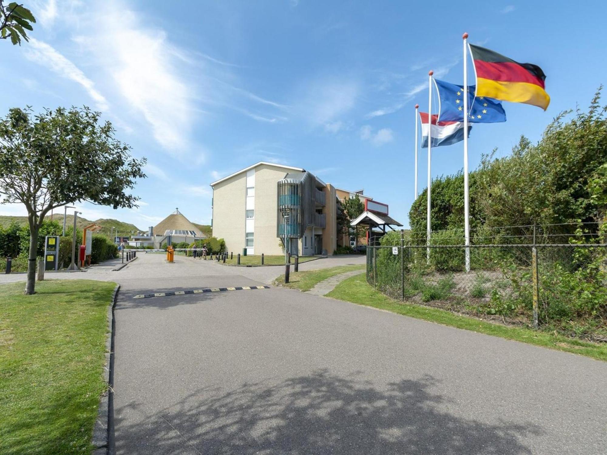 Seaside Apartment With Balcony Julianadorp Eksteriør bilde